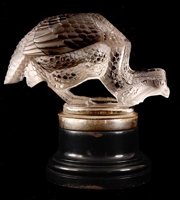 Lot 15 - R. LALIQUE, A PINTADE (GUINEA FOWL) MOUNTED...