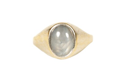 Lot 239 - AN 18CT WHITE GOLD STAR SAPPHIRE RING