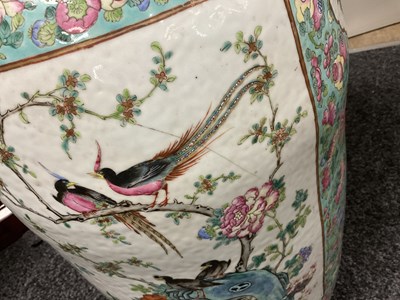 Lot 165 - A LARGE AND IMPRESSIVE PAIR OF 19TH CENTURY CANTONESE FAMILLE ROSE HALL VASES