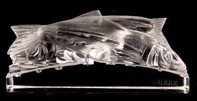 Lot 9 - R. LALIQUE, DEUX SARDINE PAPERWEIGHT 10cm wide...