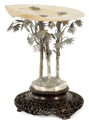 Lot 215 - AN EARLY 20TH CENTURY CHINESE SILVER AND MOTHER OF PEARL TAZZA