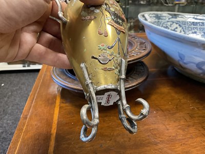 Lot 148 - A GOOD PAIR OF LATE 19TH CENTURY JAPANESE MEIJI GILT LACQUER AND SILVER MOUNTED CABINET VASES