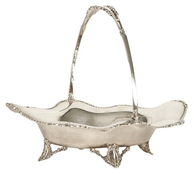 Lot 314 - A GEORGE V SILVER BASKET