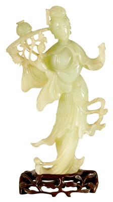 Lot 155 - A FINE 19TH CENTURY CARVED JADE SCULPTURE OF A GEISHA