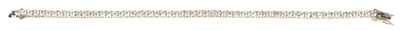 Lot 220 - AN 18CT WHITE GOLD DIAMOND TENNIS BRACELET