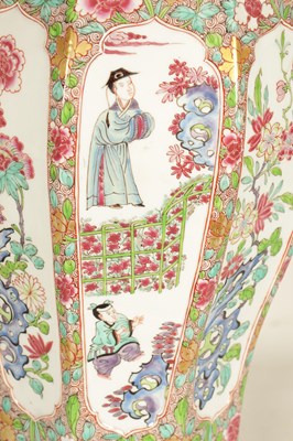 Lot 91 - A FINE PAIR OF 19TH CENTURY SAMSON ORIENTAL STYLE VASES AND COVERS