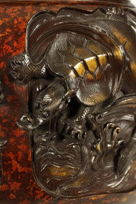 Lot 115 - A LARGE JAPANESE MEIJI PERIOD PATINATED KORO AND COVER