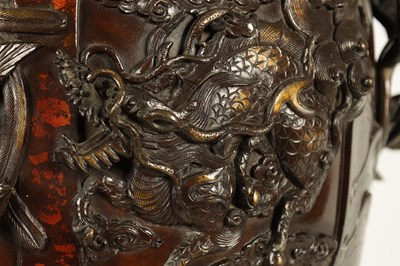 Lot 115 - A LARGE JAPANESE MEIJI PERIOD PATINATED KORO AND COVER