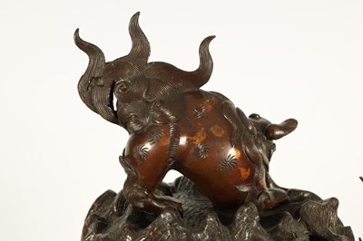 Lot 115 - A LARGE JAPANESE MEIJI PERIOD PATINATED KORO AND COVER