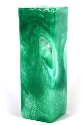 Lot 10 - A SIGNED 20TH CENTURY GREEN MARBLED GLASS VASE