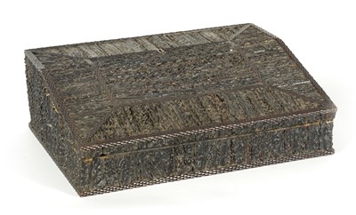 Lot 142 - A GOOD 19TH CENTURY ANGLO INDIAN VIZAGAPATAM STAG HORN AND IVORY INLAID WRITING SLOPE