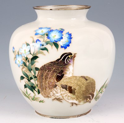 Lot 85 - A 20TH CENTURY JAPANESE CLOISONNÉ VASE signed...