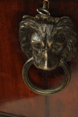 Lot 1061 - A GOOD GEORGE III OVAL MAHOGANY CELLARETTE