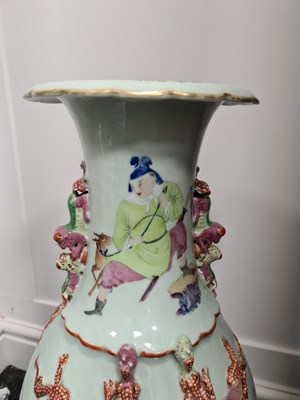 Lot 172 - A LARGE 19TH CENTURY CHINESE POLYCHROME FAMILLE ROSE VASE