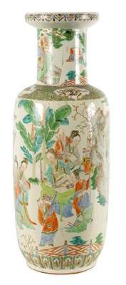 Lot 200 - A LATE 18TH/EARLY 19TH CENTURY CHINESE FAMILLE VERTE CYLINDRICAL VASE