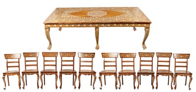 Lot 1046 - A FINE LATE 19TH/EARLY 20TH CENTURY IVORY AND EBONY INLAID HARDWOOD ANGLO INDIAN DINING ROOM TABLE AND SET OF TEN CHAIRS