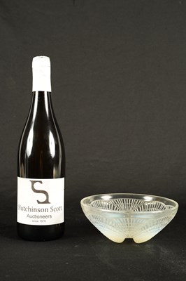Lot 27 - A FRENCH RENE LALIQUE OPALESCENT GLASS 'COQUILLES' BOWL