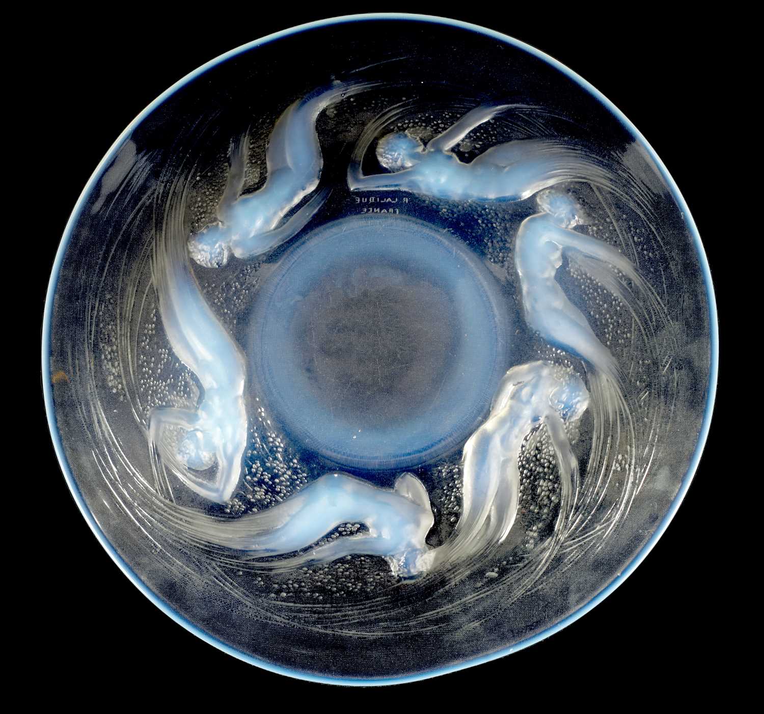 Lot 16 - AN R LALIQUE OPALESCENT MOULDED GLASS 'ONDINES' BOWL