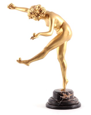 Lot 685 - CLAIRE JEANNE ROBERTE COLINET. AN ART DECO GILT PATINATED CAST BRONZE FIGURE