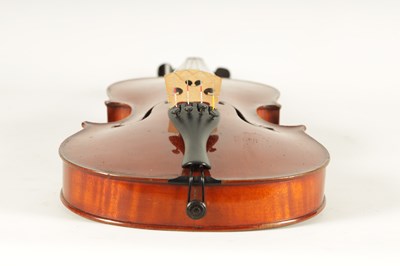 Lot 498 - A GOOD QUALITY EARLY 20TH CENTURY FULL SIZE ITALIAN VIOLIN LABELLED RICCARDO ANTONIAZZI