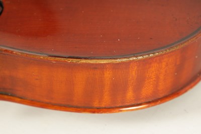 Lot 498 - A GOOD QUALITY EARLY 20TH CENTURY FULL SIZE ITALIAN VIOLIN LABELLED RICCARDO ANTONIAZZI