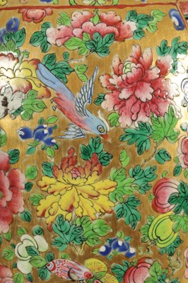 Lot 164 - A LARGE 19TH CENTURY CHINESE FAMILLE ROSE PORCELAIN VASE