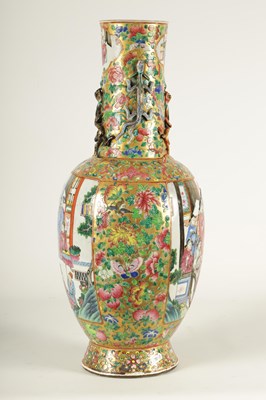 Lot 164 - A LARGE 19TH CENTURY CHINESE FAMILLE ROSE PORCELAIN VASE