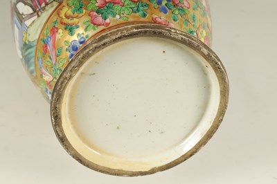 Lot 164 - A LARGE 19TH CENTURY CHINESE FAMILLE ROSE PORCELAIN VASE