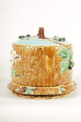 Lot 48 - A 19TH CENTURY JOSEPH HOLDCROFT LARGE MAJOLICA CHEESE DISH AND COVER