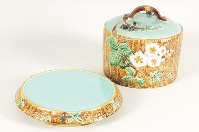 Lot 48 - A 19TH CENTURY JOSEPH HOLDCROFT LARGE MAJOLICA CHEESE DISH AND COVER