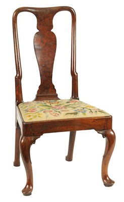 Lot 1069 - AN EARLY 18TH CENTURY WALNUT SIDE CHAIR