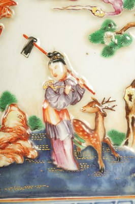 Lot 152 - A SET OF THREE 19TH CENTURY CHINESE FAMILLE ROSE PORCELAIN TEA CADDIES