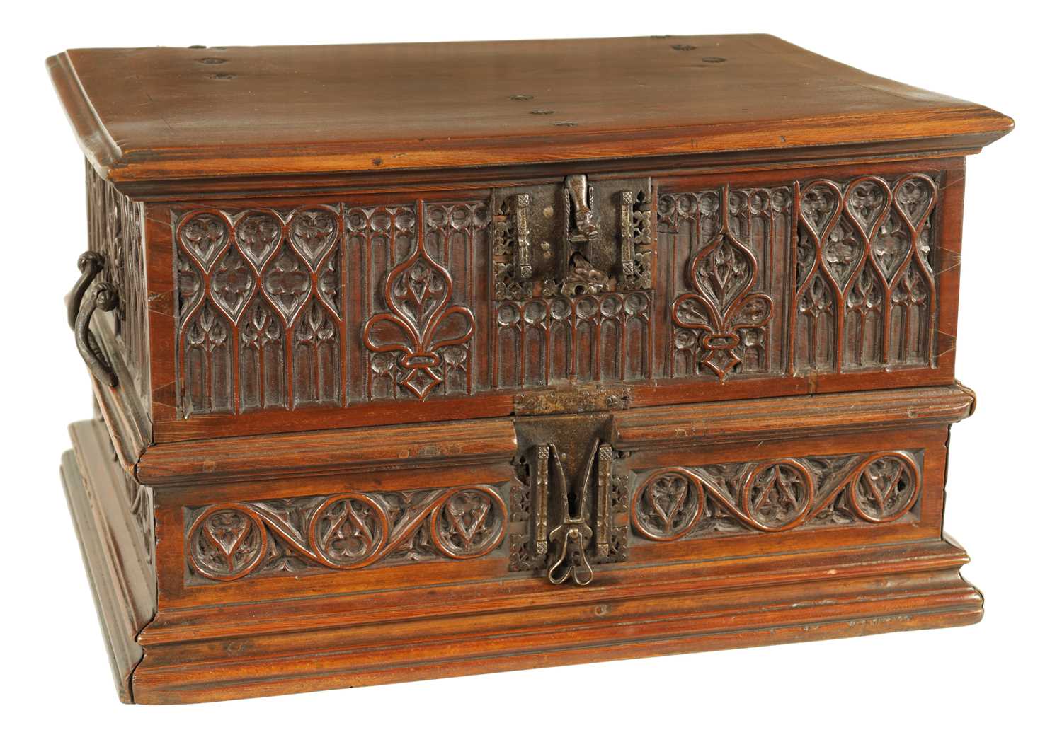 Lot 580 - A 16TH/17TH CENTURY SPANISH WALNUT GOTHIC TABLE CABINET