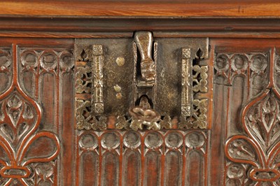 Lot 580 - A 16TH/17TH CENTURY SPANISH WALNUT GOTHIC TABLE CABINET