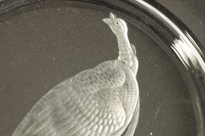 Lot 13 - A SET OF 12 20TH CENTURY STEUBEN GLASS WORKS ORNITHOLOGICAL GLASS PLATES