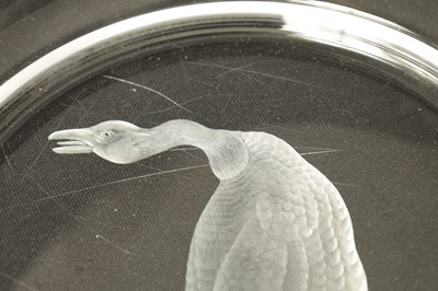 Lot 13 - A SET OF 12 20TH CENTURY STEUBEN GLASS WORKS ORNITHOLOGICAL GLASS PLATES