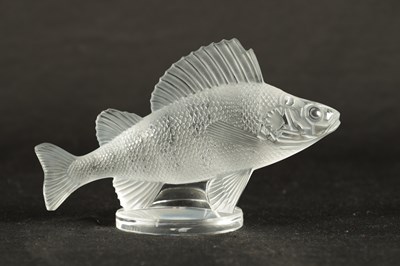 Lot 10 - A FRENCH RENE LALIQUE CLEAR AND FROSTED GLASS 'PERCHE' CAR MASCOT