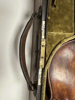 Lot 483 - AN 18TH CENTURY FULL-SIZE VIOLIN