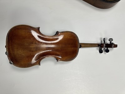 Lot 483 - AN 18TH CENTURY FULL-SIZE VIOLIN