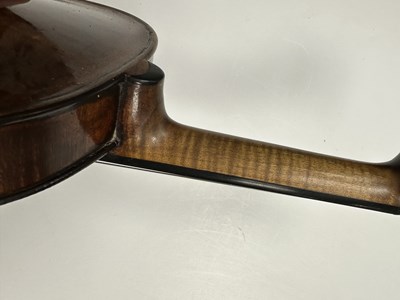 Lot 483 - AN 18TH CENTURY FULL-SIZE VIOLIN
