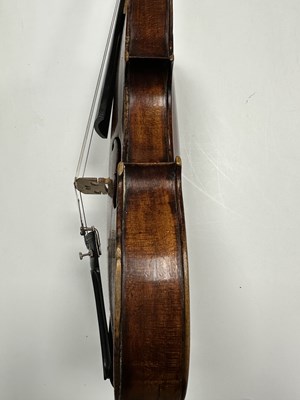 Lot 483 - AN 18TH CENTURY FULL-SIZE VIOLIN