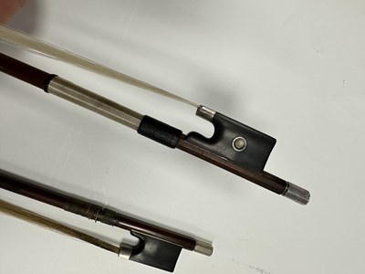 Lot 483 - AN 18TH CENTURY FULL-SIZE VIOLIN