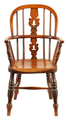 Lot 699 - A 19TH CENTURY ASH AND ELM CHILD'S WINDSOR CHAIR