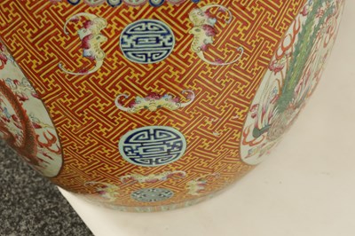 Lot 274 - A GOOD PAIR OF 19TH CENTURY CHINESE FAMILLE ROSE PORCELAIN JARDINIÈRES