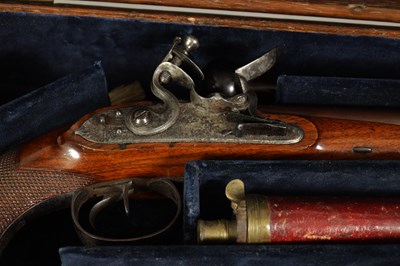 Lot 271 - KNUBLEY, LONDON. A FINE PAIR OF LATE 18TH CENTURY CASED DOUBLE BARREL FLINTLOCK COACHING PISTOLS