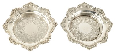 Lot 350 - A PAIR OF LATE GEORGIAN SHEFFIELD PLATE WINE BOTTLE COASTERS