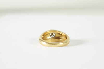 Lot 431 - A GENTLEMAN'S 18CT GOLD 1.5CT DIAMOND RING