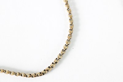 Lot 276 - A LONG 9CT GOLD NECKLACE/MUFF CHAIN