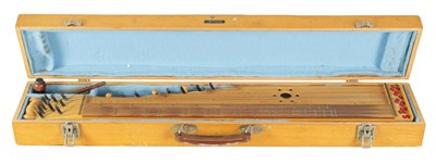 Lot 70 - A HUNGARIAN CITHERA STRING INSTRUMENT