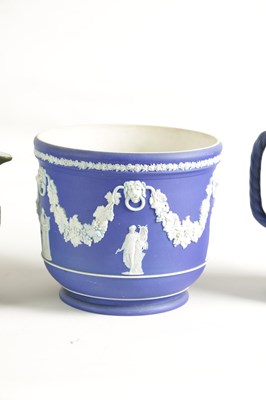 Lot 20 - A COLLECTION OF FIVE PIECES OF WEDGEWOOD COLOURED JASPERWARE